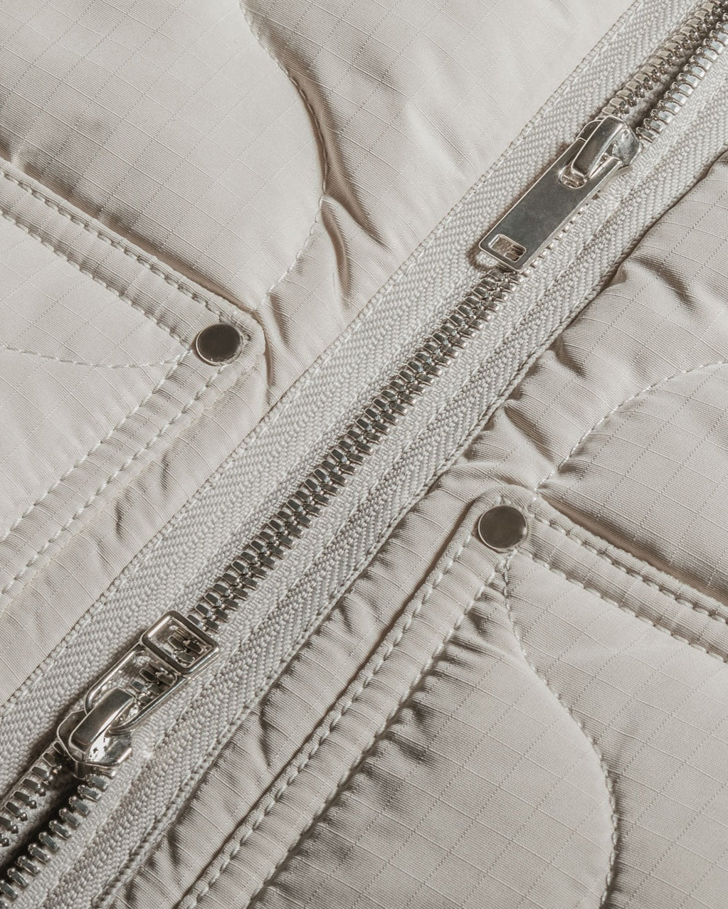 Kaizen Vest - Wave Texture