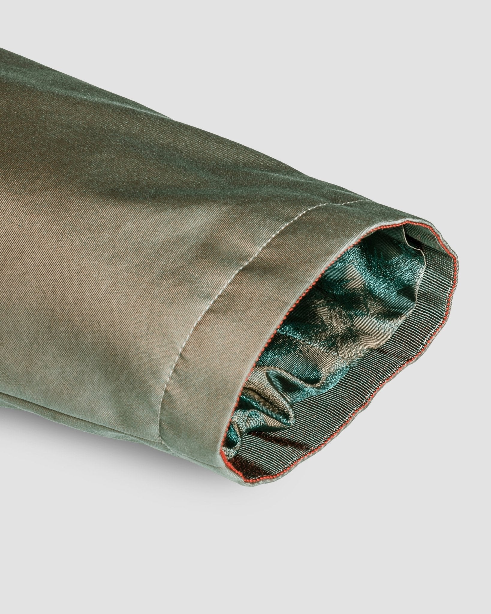 Pierre Raincoat - Wave Texture